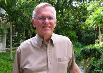Prof. Dr. Charles F. Keyes